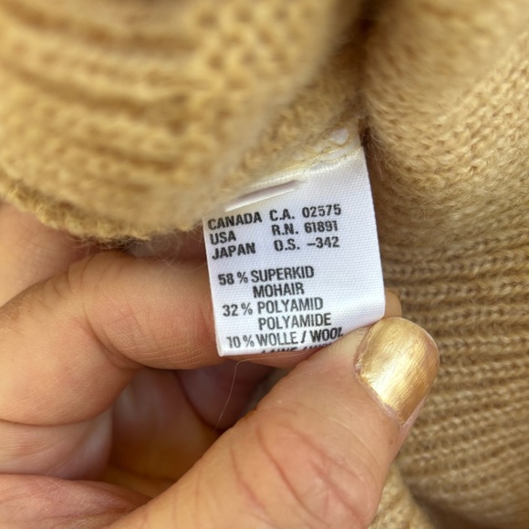 Vintage Escada Mohair Wool Leopard Embroidered Sweater Tan Size Small - Picture 6 of 8